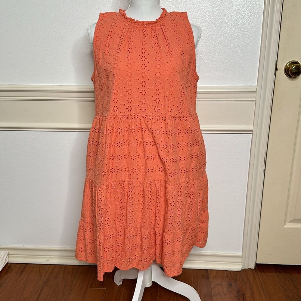 LOFT large eyelet sleeveless a line tiered summer dress!